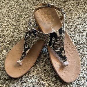 Vionic Snake Print Kirra Thong Sandals
